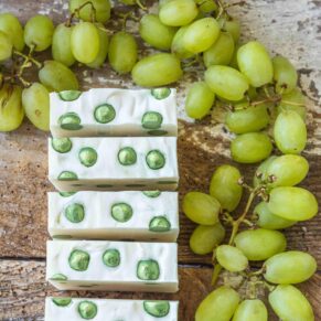 Mydło winogronowe Mydło winogronowe - Mydlane Rewolucje