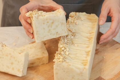 Jak zrobić naturalne mydło sodowe w kostce?