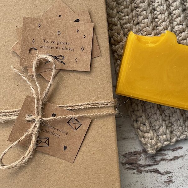 zawieszki prezentowe